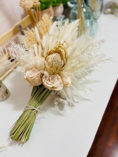 Bohemian Bridal Pampas Bouquet