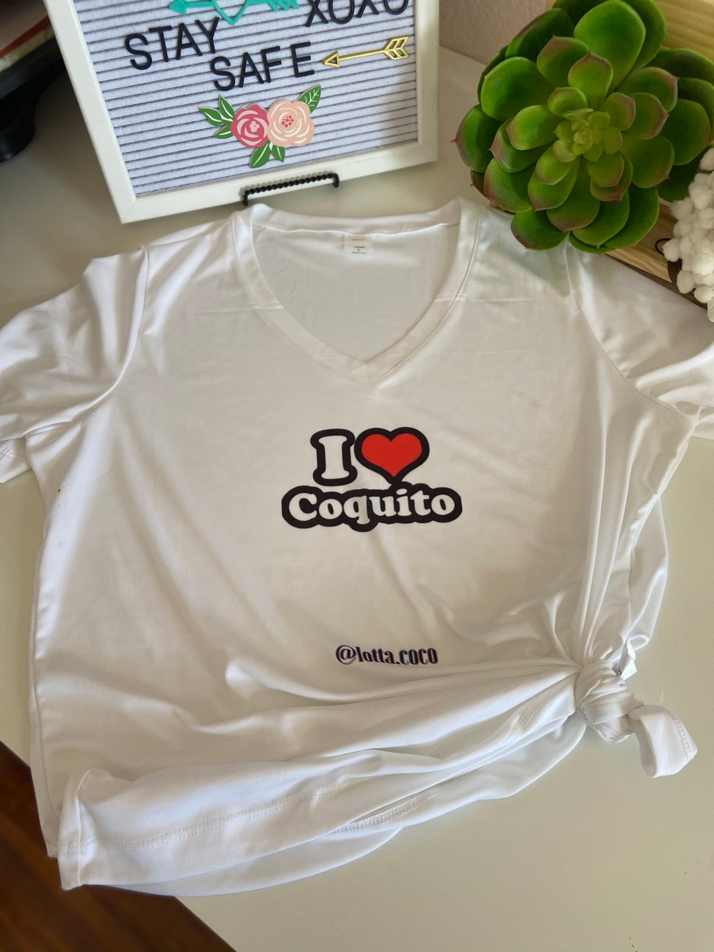 Trendy (I love Coquito) T-Shirt